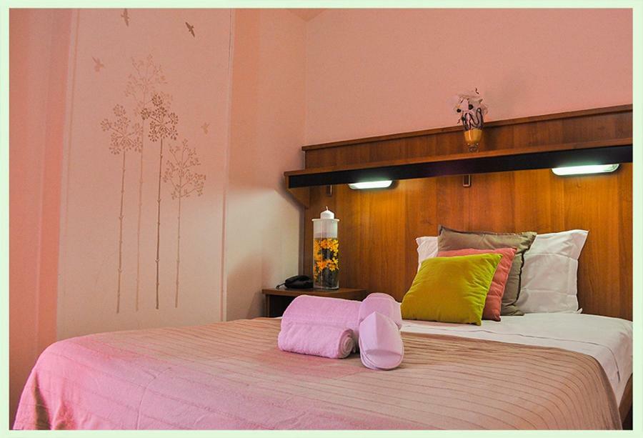Hotel Emi Lippo Екстериор снимка